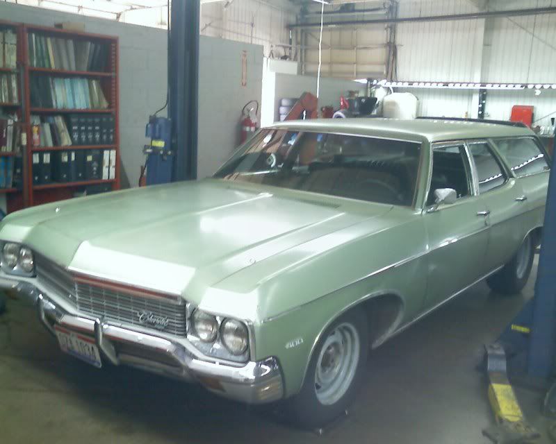 1970 Chevy Wagon 041508_17291