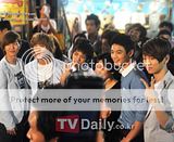 270810 SHINee @ HongDae Th_20100827_shinee_date_3