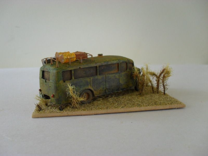 OPEL BLITZ BUS RUSTY 1/72 RESINA. SAM_4277