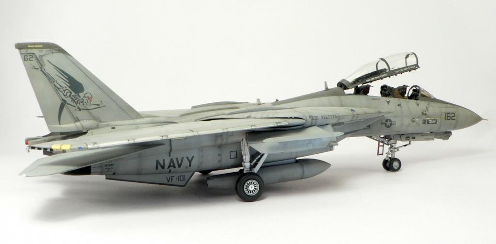 1/72 F-14 Tomcat VF-101 Grim Reapers 24-10c-011b