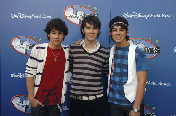 La misma prenda DisneyChannelGames2007StarParty-iQR