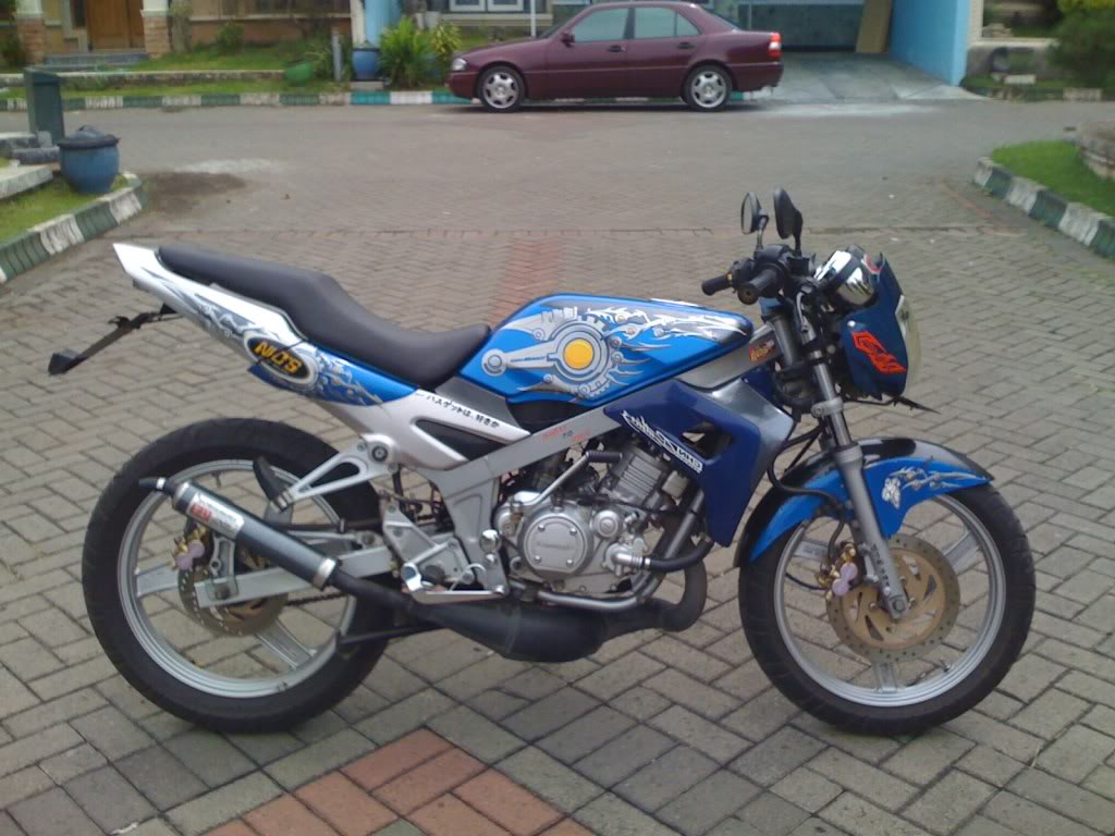 JUAL NINJA 150R 2004 BIRU 17JT NEGO IPhone094