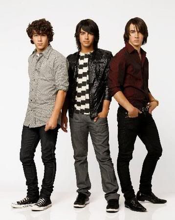 Jonas Brothers Jonas-brothers-50