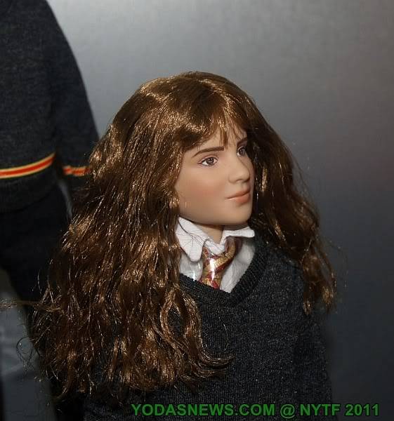 [Toy Fair 2011] Tonner Doll - Harry Potter P1013269