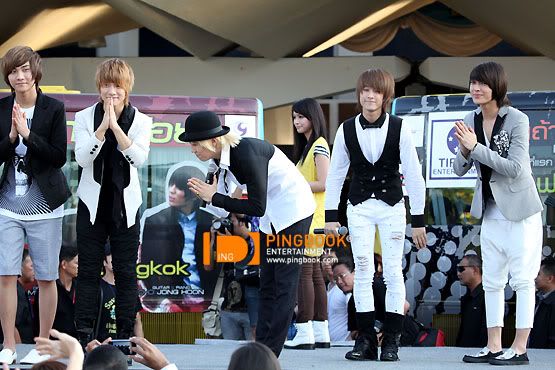 [5.2.2010][pic] FT Island ở Thài Lan 120ksw8