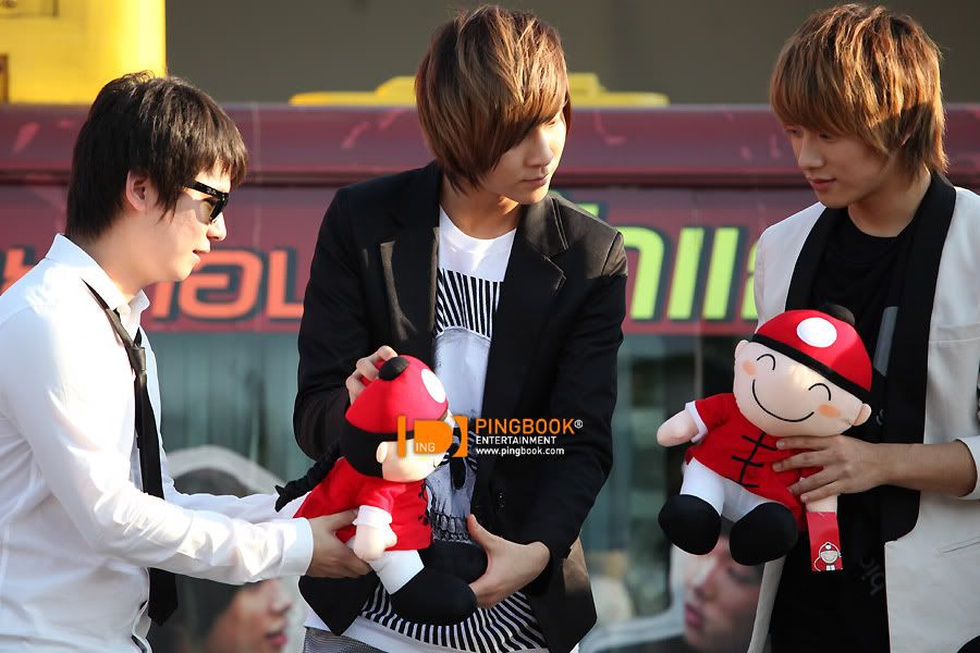 [5.2.2010][pic] FT Island ở Thài Lan 14vjou1