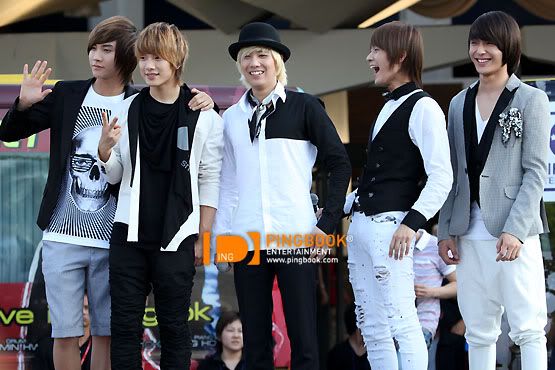 [5.2.2010][pic] FT Island ở Thài Lan 2qu0m7s