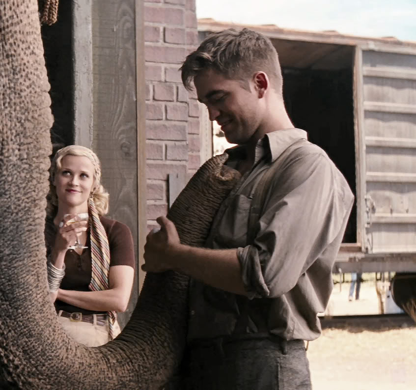 Imagenes/Videos en el Set de Water For Elephants - Página 11 Cap8-1