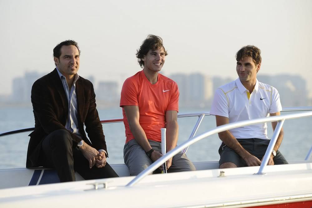 Roger y Rafa Nadal - Página 4 Doha110102watercourt01