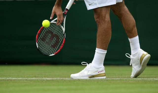 Los pies de Roger. Wimby070627r64asv10