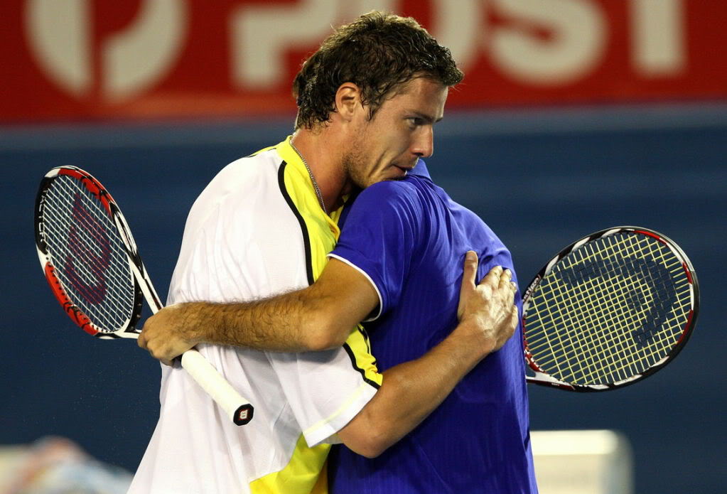 Roger y Marat Ausopen090123r32shnt04