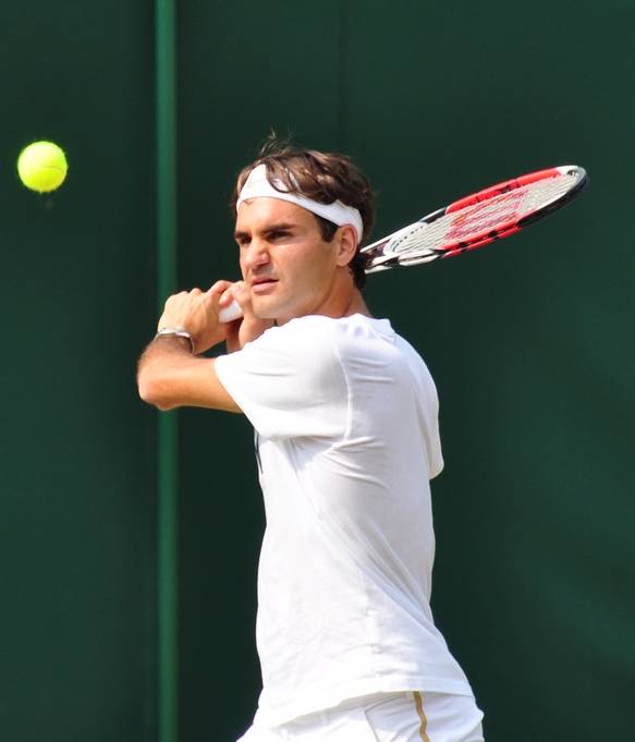 GESTOS DE ROGER FEDERER - Página 10 Wimbledon2009-702