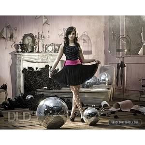 صور Demi Lovato 2010 Img-thing