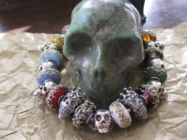 Show your skulls!!! MuseumBraceletUpdate001