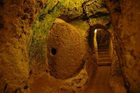 La ciudad subterranea de Capadocia Dr001