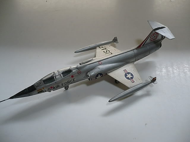 Modele de avioane militare - 2010 - Pagina 2 TF-104resizesharp01