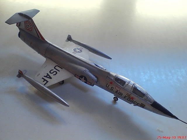 Modele de avioane militare - 2010 - Pagina 2 TF-104resizesharp03