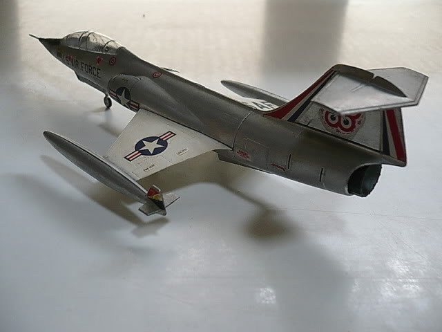 Modele de avioane militare - 2010 - Pagina 2 TF-104resizesharp05