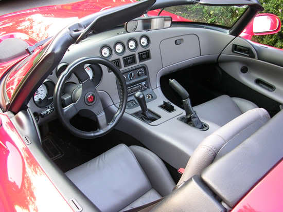 Dodge Viper's Viper-inside-left