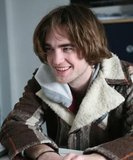 essais Cdl - Page 8 Th_robert-pattinson-how-to-be