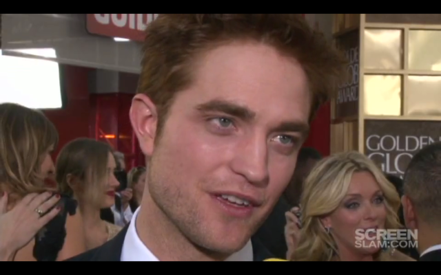 Robert Pattinson présent aux Golden Globes 2011 - Page 4 RobertPattinsonScreenSlam67-1