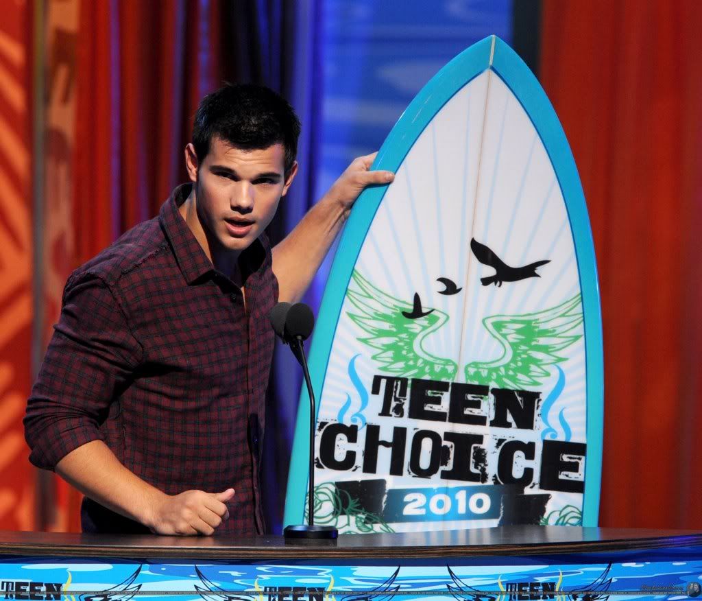 Teen Choice Award 2010... - Page 4 53