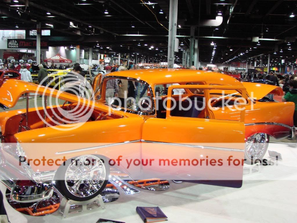 Day 3 of 4 at World of Wheels Chicago 2010. Less pics, nicer rides! DSC03495