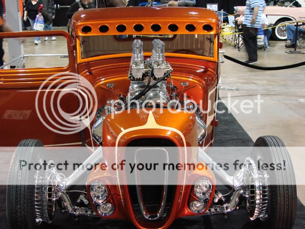 Day 3 of 4 at World of Wheels Chicago 2010. Less pics, nicer rides! DSC03517