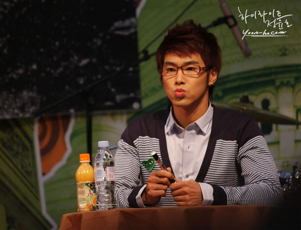   [Official thread]•°o.Oa♥ Trại gấu điên ♥ JUNG YUNHO O.o°•[hội bảo vệ gấu Việt Lam]leader khểnh=)) Cutewede