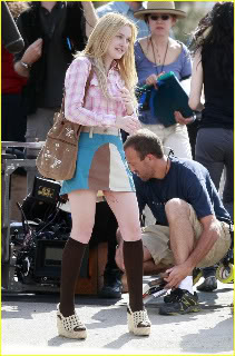 Dakota Fanning preparandose para filmar "The Runways"  22/Junio Dakotafanningfilmsrunawo