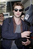 Rob à cannes !! 2009 - Page 2 Th_robert-pattinson-new-moon-nice-09