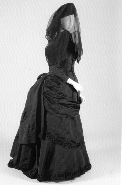 Victorian Clothing GothicP22