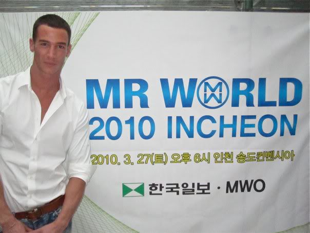 Mister World 2010 official topic (updating...) - Page 2 26926_1406674172094_1389623040_1113