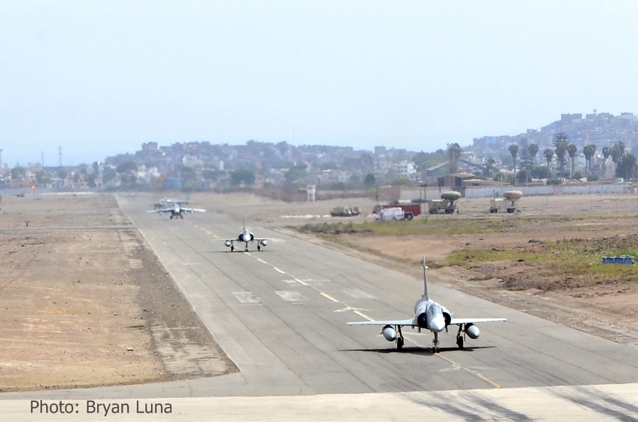 EOFAP : ESCUELA DE OFICIALES DE LA FUERZA AEREA DEL PERU Todos