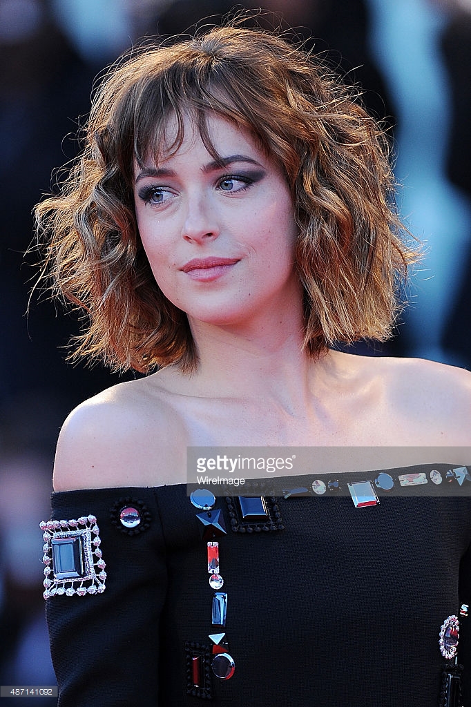 Dakota johnson /დაკოტა ჯონსონი - Page 2 62344e430d5a863fc2bcfbf8a82f6e3c