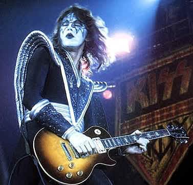 Les personnages métalliques qui vous impressionnent AceFrehley