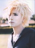 GACKT [ Mizerable - Unmei - Photobook ] Th_mu-36