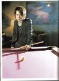 HYDE [ HYDE IS DEAD Photobook  ] Th_hyde-is-dead-limited-edition-34