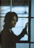 HYDE [ HYDE IS DEAD Photobook  ] Th_hyde-is-dead-limited-edition-4