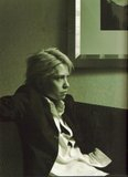 HYDE [ HYDE IS DEAD Photobook  ] Th_hyde-is-dead-limited-edition-93