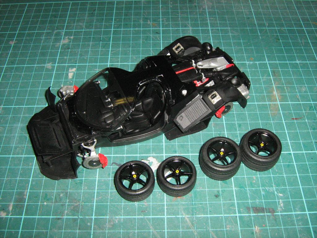 Tamiya LaFerrari IMG_0099_zpsfe4cbc8c