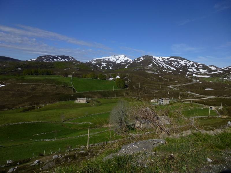 Seguimiento Mayo 2013 - Página 7 P1050077800x600