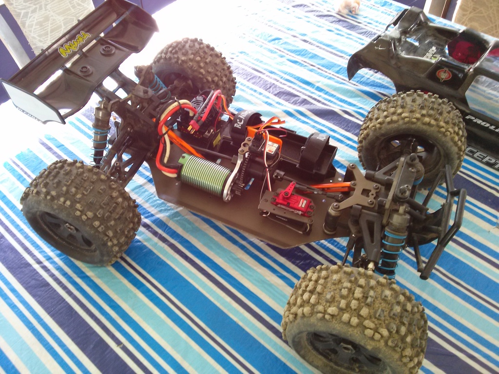 Ofna Mutilator pro.... Brushless CAM01857