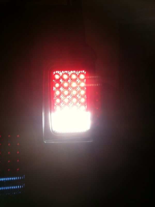 Pics of LED Tail Lights for WVYANKEE2 Photo3-1