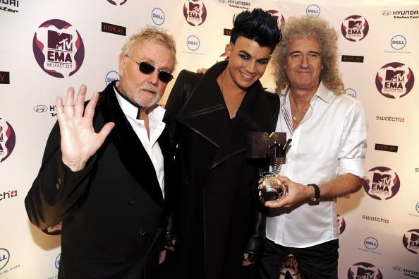 [Updated] ADAM  ở MTV EMA 2011 (EURO MUSIC AWARDS) 2011emas_56