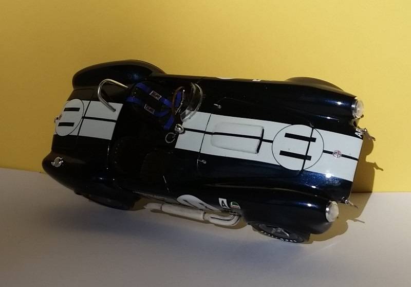1965 Shelby Cobra 427 Road Racer 20151122_131900_zpsorrvlogd