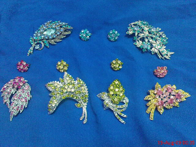 BROOCH KOREA MURAH MURAH.....RUGI TAK BELI.... DSC00322