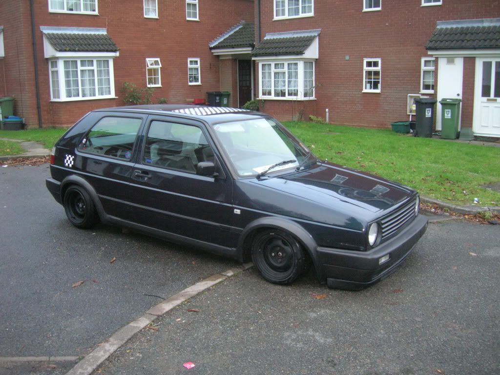 bored so im posting up some pics of my car Mk2golf004