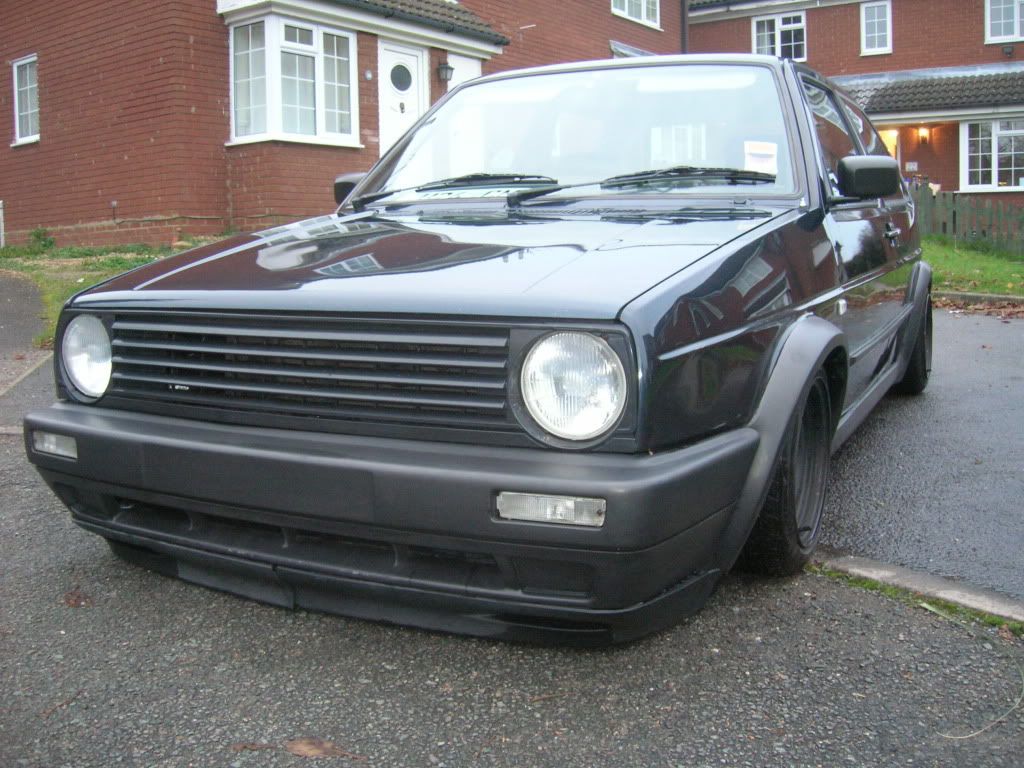 bored so im posting up some pics of my car Mk2golf006