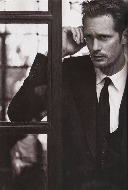 Eric Northman/Alexander Skarsgard - Page 9 AlexVogue4-1